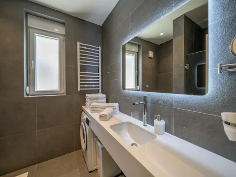 Sale, house, 250m², Orahovac, Kotor - image 21