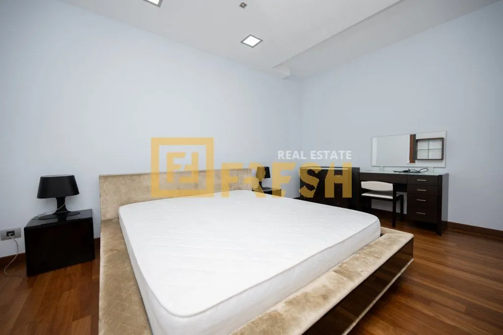 Rent, house, 380m², Mareza, Podgorica