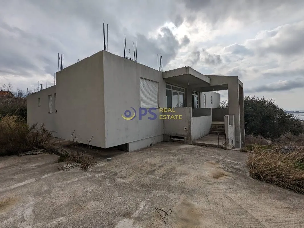 Sale, house, 277m², Bar, Crna Gora