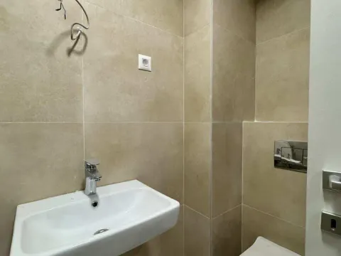 Sale, one bedroom apartment, 45m², Zabjelo, Podgorica - image 2