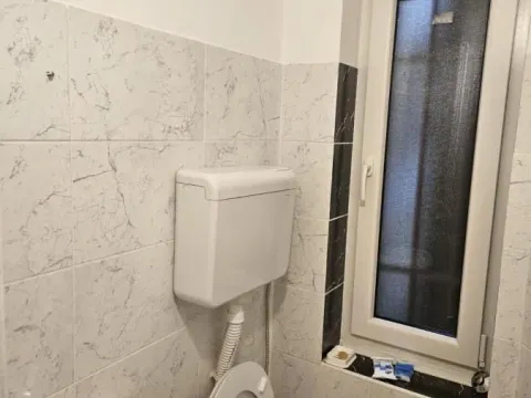 Izdavanje, četvorosoban stan, 120m², Kalenić Pijaca, Vračar Sve Podlokacije - image 9