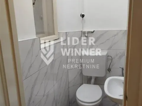 Rent, one bedroom apartment, 30m², Stari Grad, Beograd - image 8