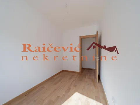 Sale, three bedroom apartment, 70m², Trošarina, Voždovac Sve Podlokacije - image 11