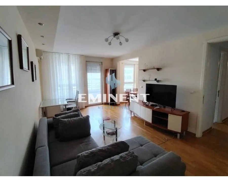 Izdavanje, dvosoban stan, 60m², Novi Beograd Blok 67, Novi Beograd Sve Podlokacije