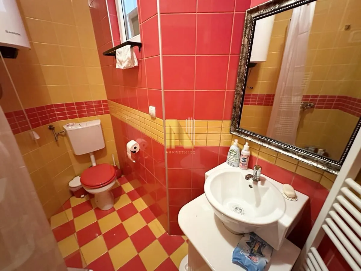 Prodaja, kuća, 338m², Tatarsko brdo, Petrovaradin