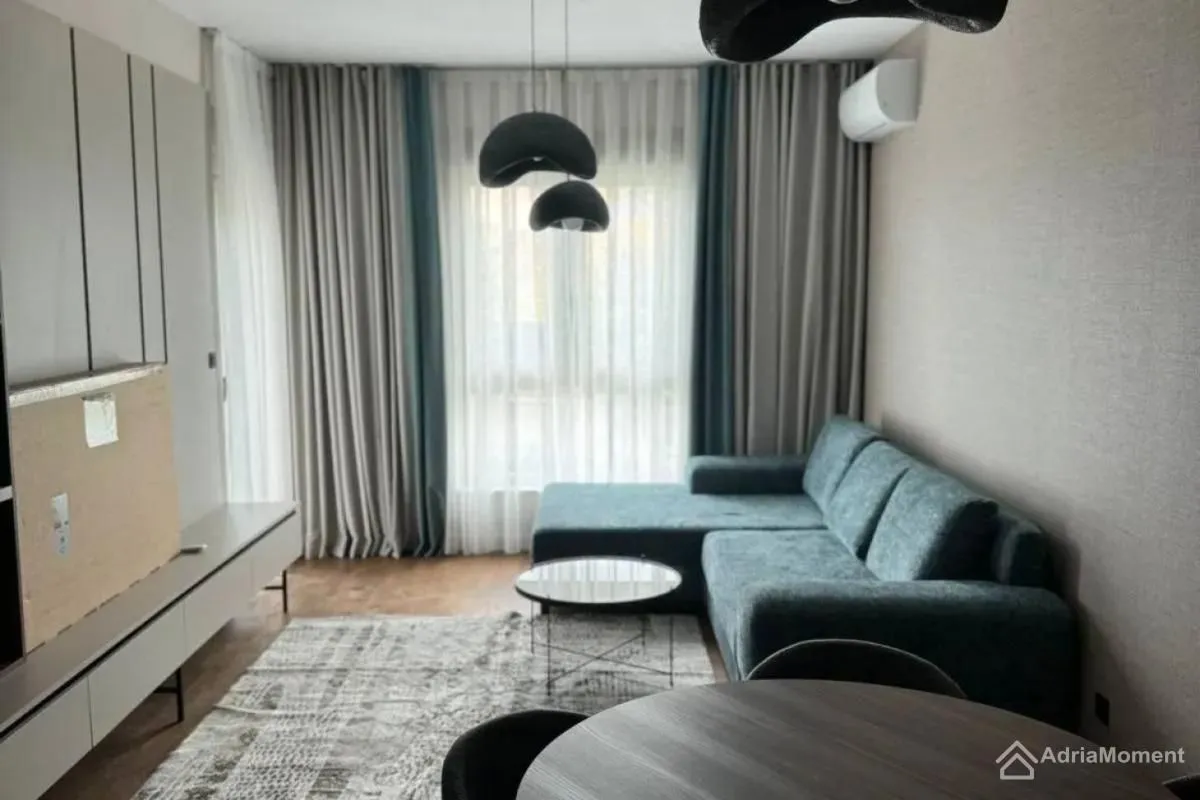 Prodaja, jednosoban stan, 48m², Tivat, Crna Gora