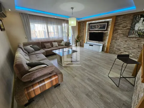 Rent, house, 150m², Zabjelo, Podgorica - image 11