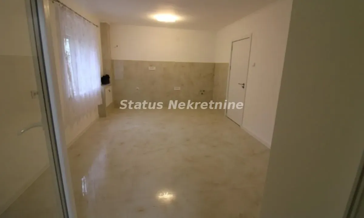 Prodaja, jednosoban stan, 38m², Detelinara, Novi Sad Sve Podlokacije
