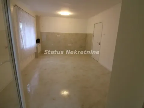 Sale, one bedroom apartment, 38m², Detelinara, Novi Sad Sve Podlokacije - image 1