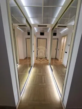 Izdavanje, četvorosoban stan, 148m², Savski Venac, Beograd - image 7