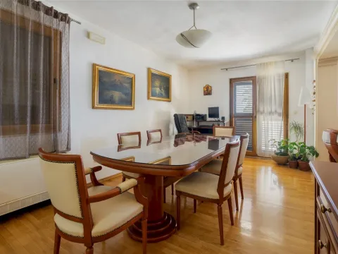 Prodaja, kuća, 564m², Herceg Novi, Crna Gora - image 8