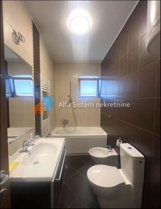 Rent, four bedroom apartment, 115m², Savski Venac, Beograd