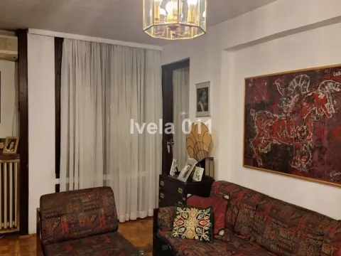 Prodaja, dvosoban stan, 58m², Slavija, Vračar Sve Podlokacije - image 1