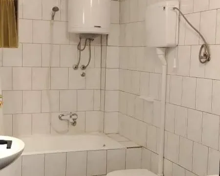 Rent, house, 120m², Petrovaradin, Novi Sad - image 9