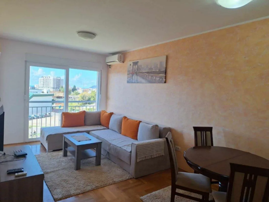 Rent, one bedroom apartment, 45m², Bar, Crna Gora