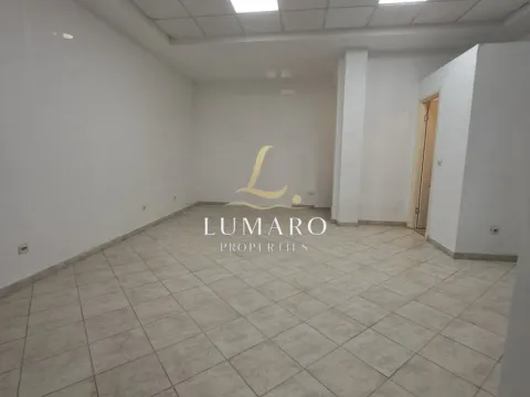 Izdavanje, poslovni prostor, 35m², Podgorica, Crna Gora - image 4