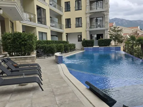 Izdavanje, jednosoban stan, 57m², Bečići, Budva - image 18