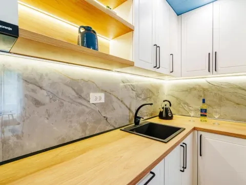 Prodaja, dvosoban stan, 65m², Bečići, Budva - image 2