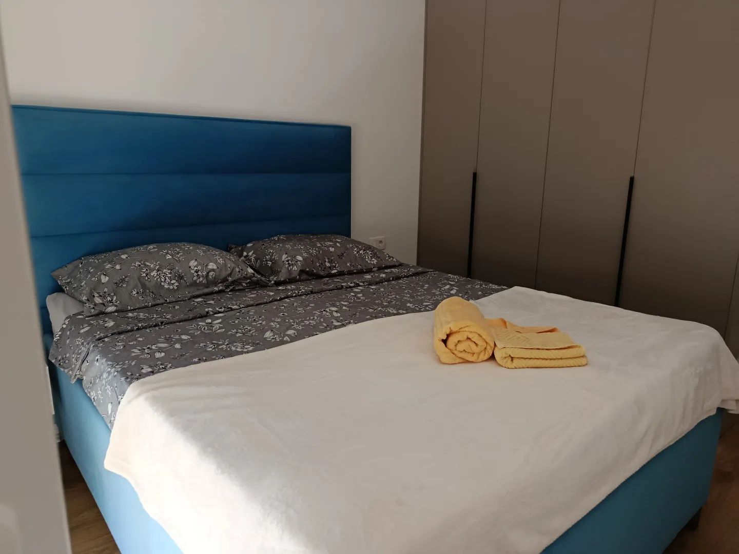 Izdavanje, jednosoban stan, 45m², Gruda, Cetinje