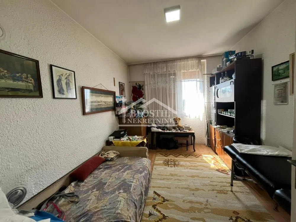 Prodaja, trosoban stan, 52m², Carina, Smederevo