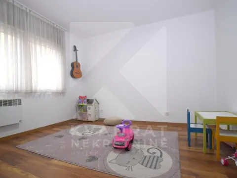 Sale, three bedroom apartment, 89m², Autobuska stanica, Podgorica - image 10