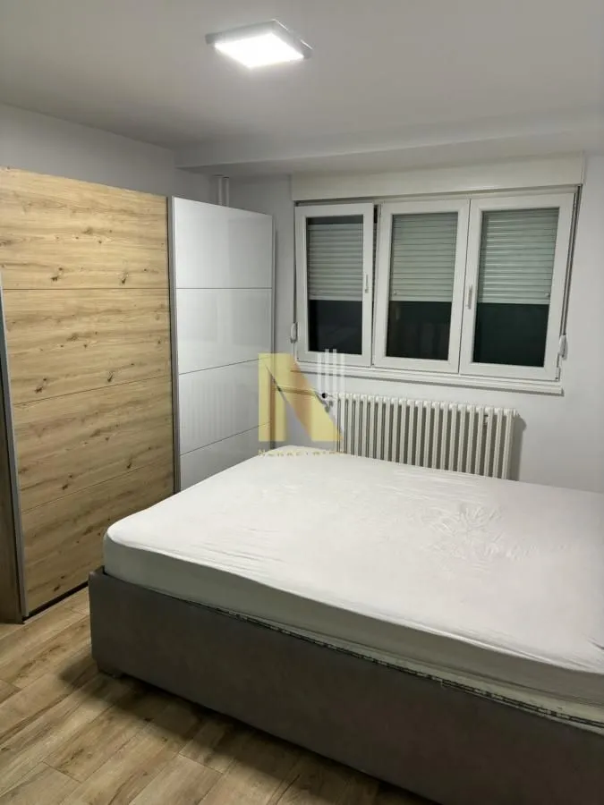 Izdavanje, dvosoban stan, 53m², Avijatičarsko naselje, Novi Sad Sve Podlokacije