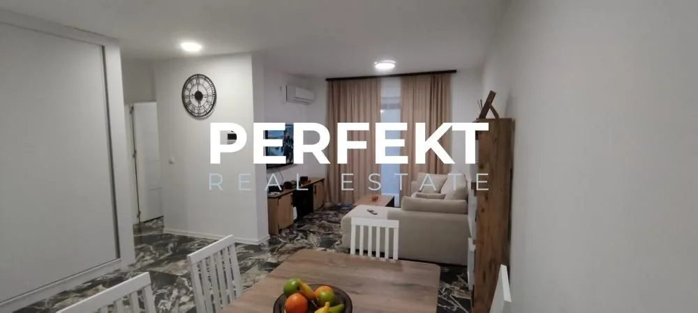 Prodaja, dvosoban stan, 65m², Pančevo, Srbija