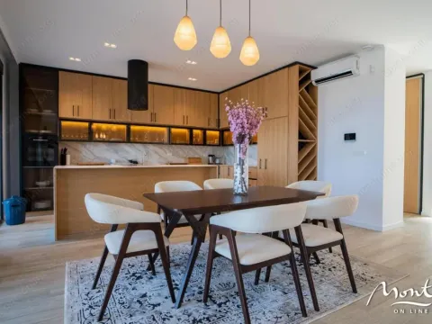 Sale, house, 650m², Reževići, Budva - image 3