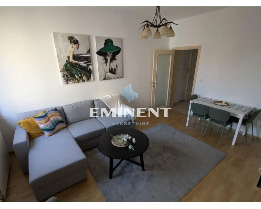 Rent, two bedroom apartment, 40m², Stari Grad, Beograd