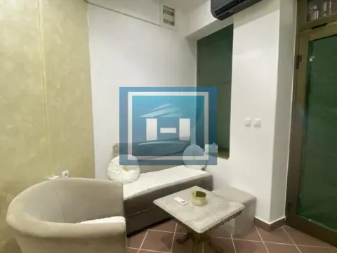 Izdavanje, poslovni prostor, 37m², Centar, Paraćin - image 4