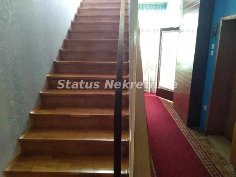 Prodaja, kuća, 450m², Temerin, Novi Sad