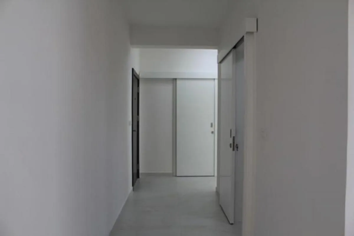 Prodaja, trosoban stan, 241m², Bar, Crna Gora
