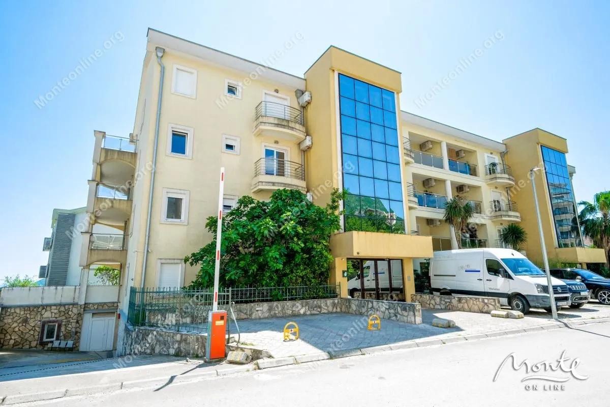 Sale, one bedroom apartment, 65m², Budva, Crna Gora