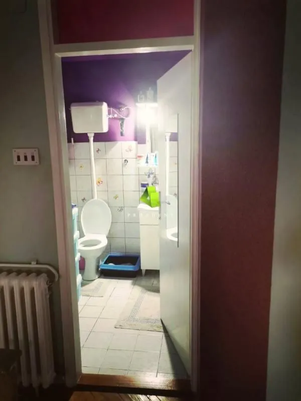 Prodaja, trosoban stan, 66m², Palilula, Niš