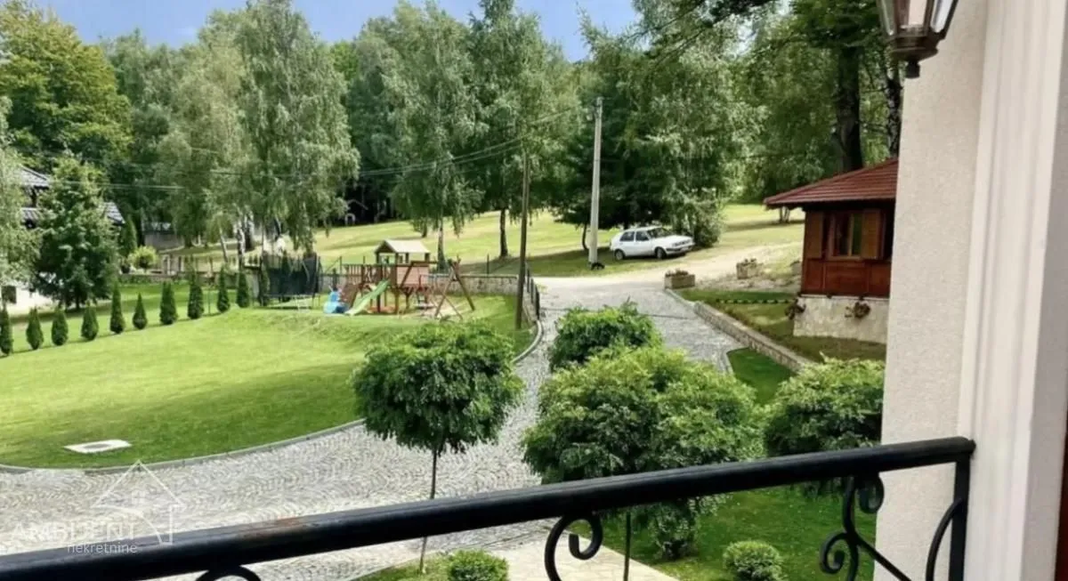 Prodaja, ugostiteljski objekat, 800m², Ljig, Srbija
