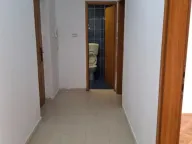 Izdavanje, dvosoban stan, 60m², Stari Aerodrom, Podgorica - image 3