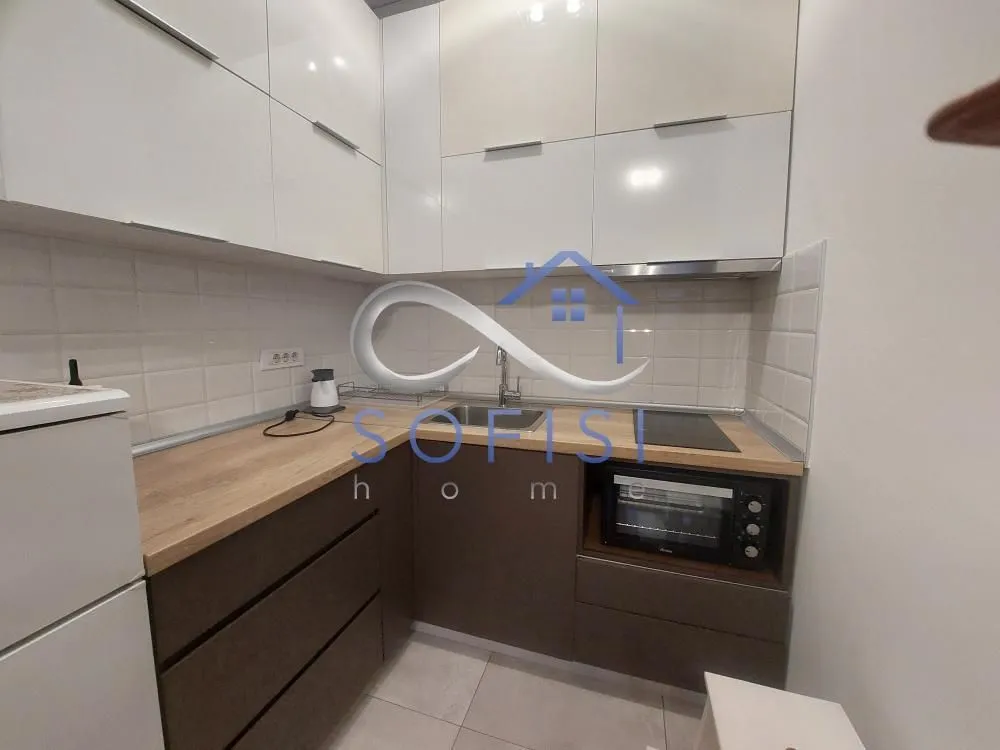 Izdavanje, stan, 29m², Centar, Novi Sad