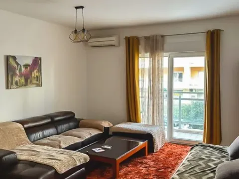 Izdavanje, jednosoban stan, 53m2, City Kvart, Podgorica Izdavanje, jednosoban stan, 53m2, City Kvart, Podgorica