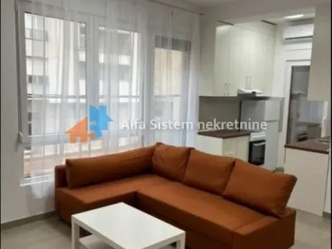 Stan in Crveni Krst