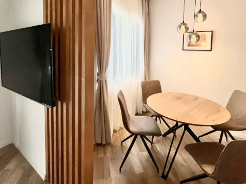 Izdavanje, dvosoban stan, 60m², Mažina, Tivat - image 12