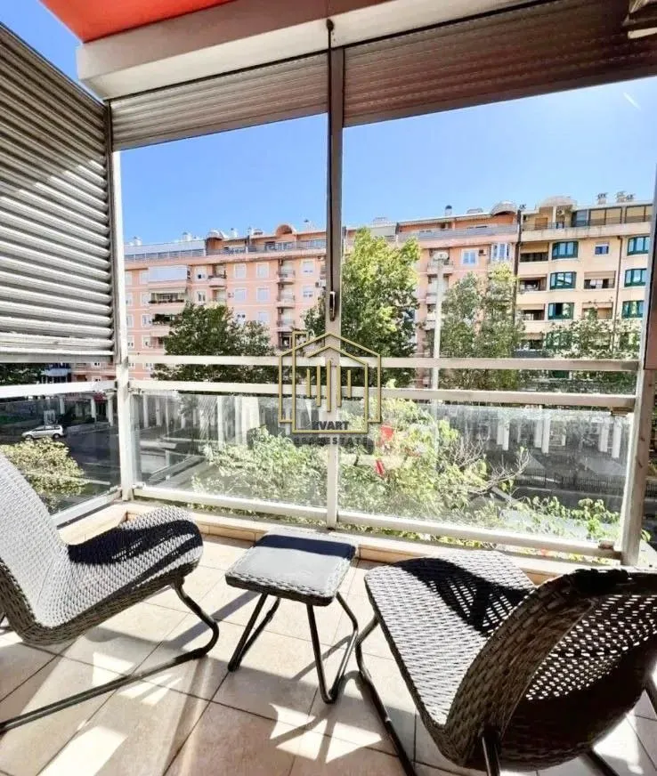 Izdavanje, dvosoban stan, 74m², Preko Morače, Podgorica
