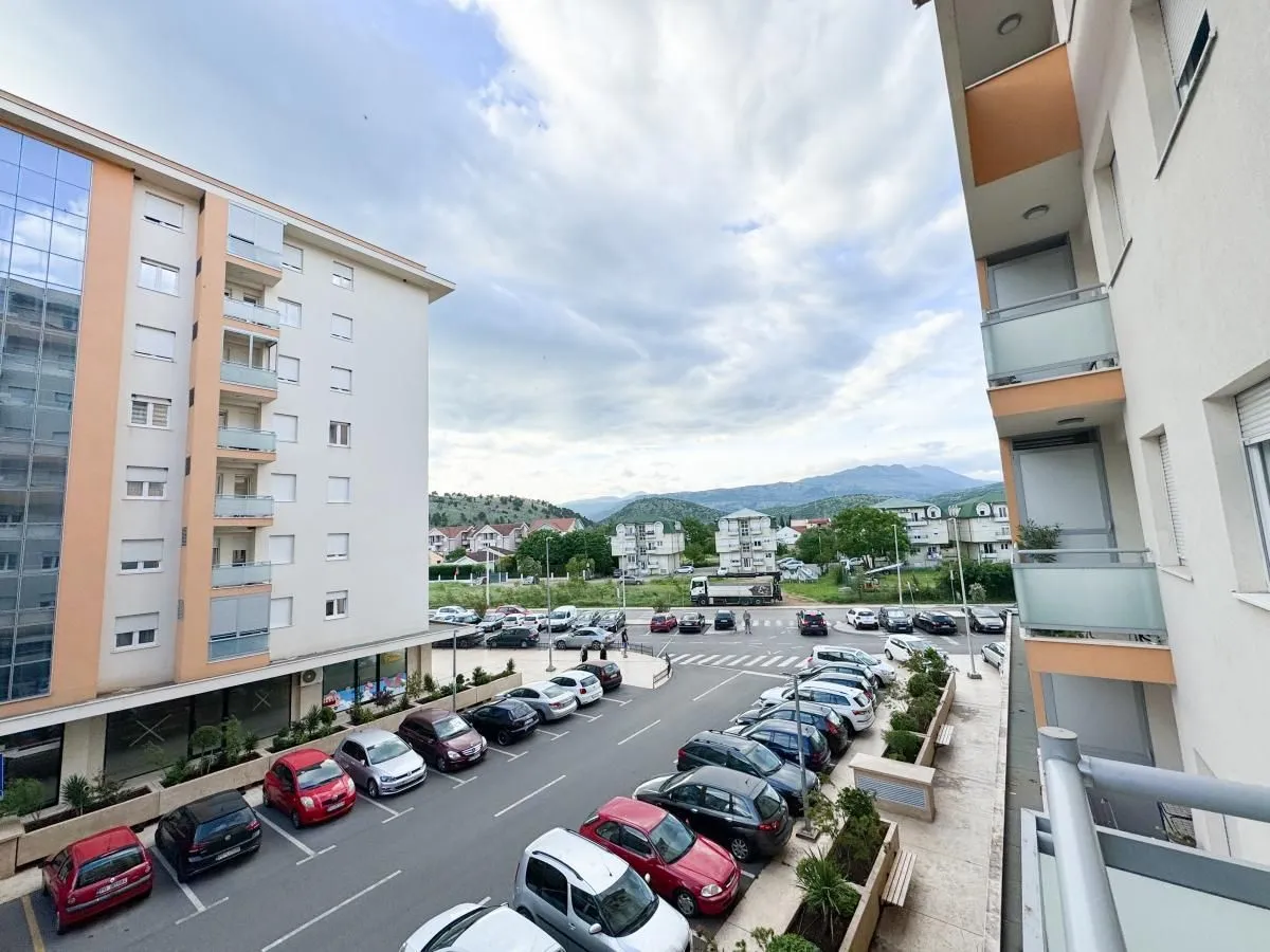 Izdavanje, stan, 63m², City Kej, Podgorica