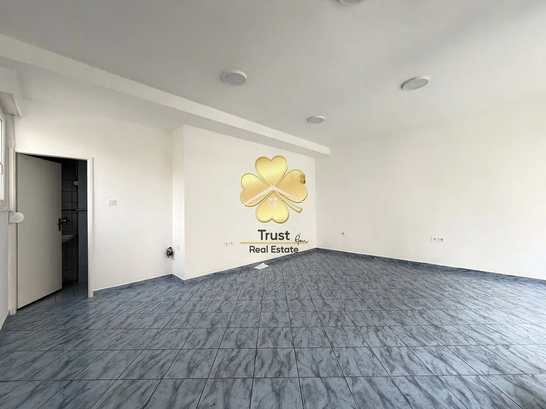 Rent, office space, 43m², Stari Aerodrom, Podgorica