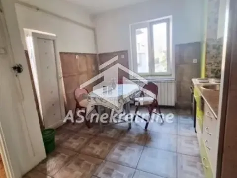 Rent, three bedroom apartment, 70m², Palilula Sve Podlokacije, Beograd - image 4