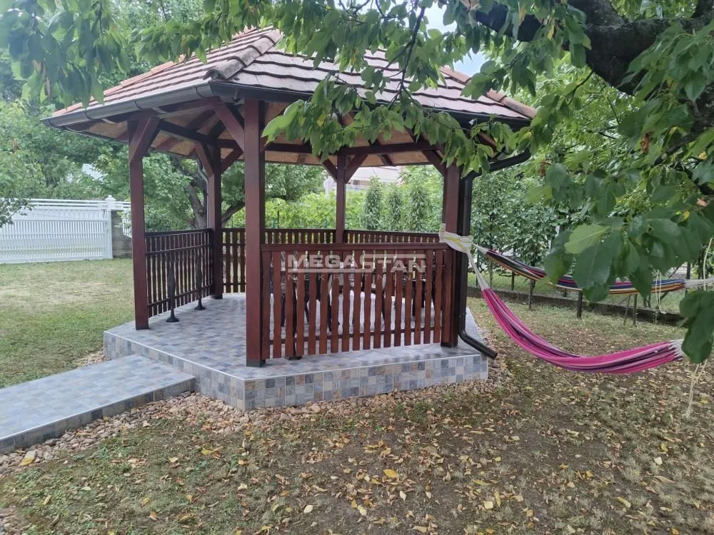 Prodaja, kuća, 280m², Leštane, Grocka