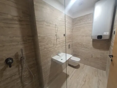 Izdavanje, dvosoban stan, 83m², Kruševac, Podgorica - image 3