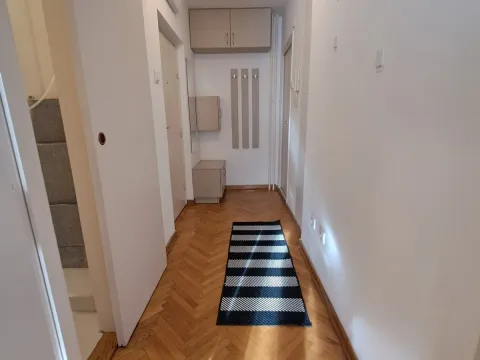 Rent, one bedroom apartment, 33m², Novi Beograd Sve Podlokacije, Beograd - image 3