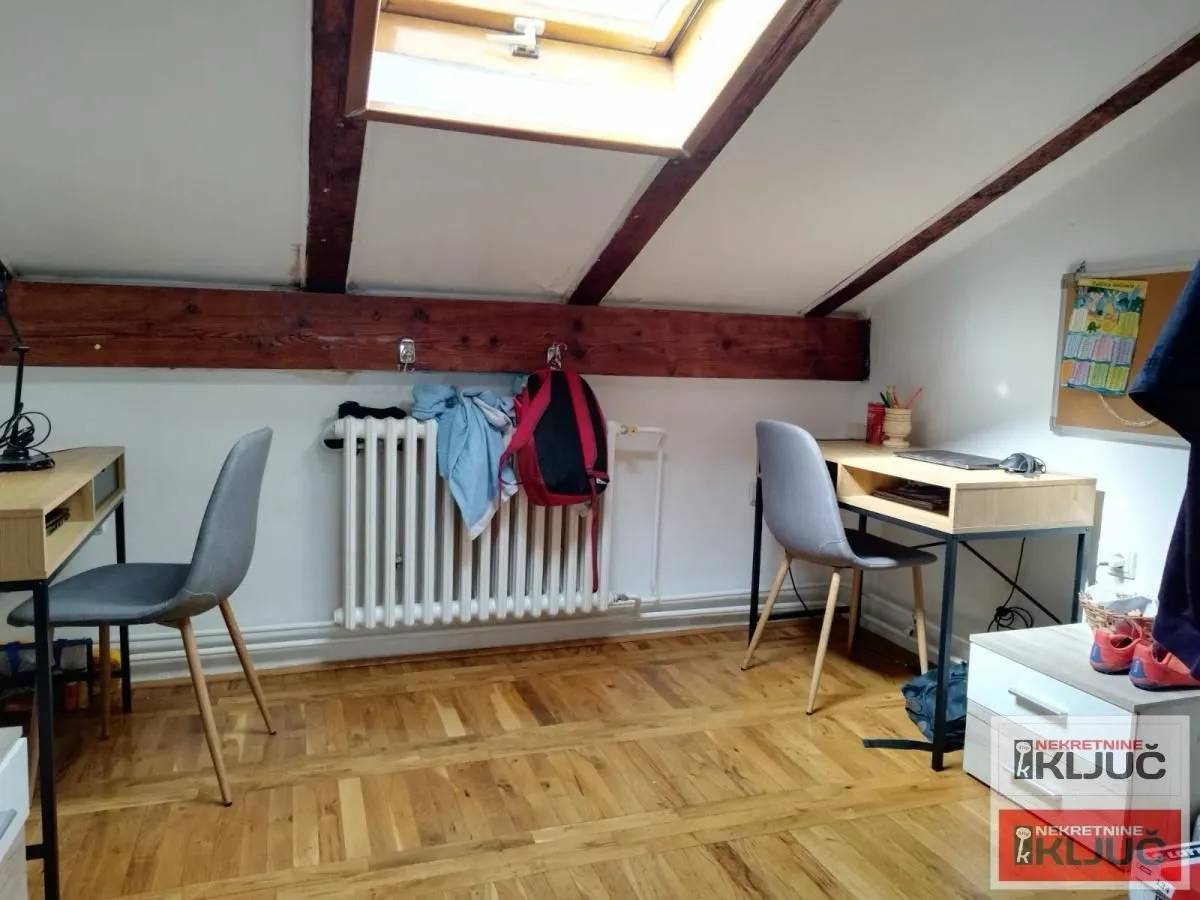 Prodaja, trosoban stan, 76m², Novo naselje, Novi Sad