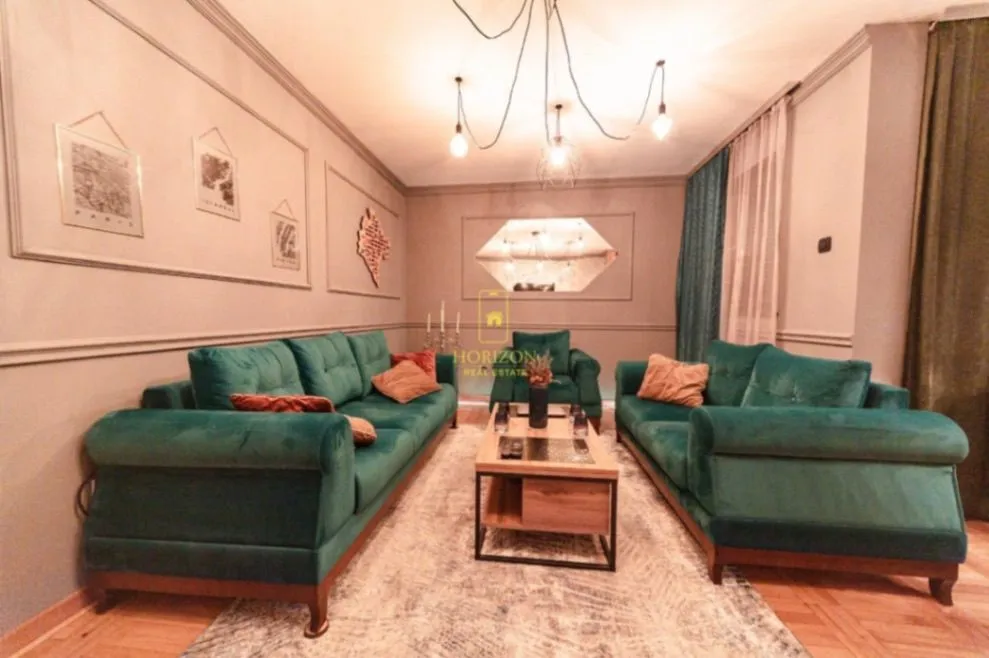 Izdavanje, dvosoban stan, 65m², Stari Aerodrom, Podgorica