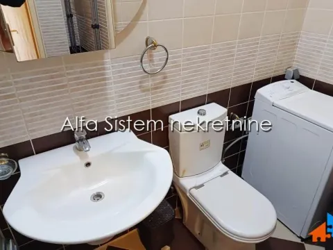 Rent, two bedroom apartment, 60m², Stari Grad, Beograd - image 16